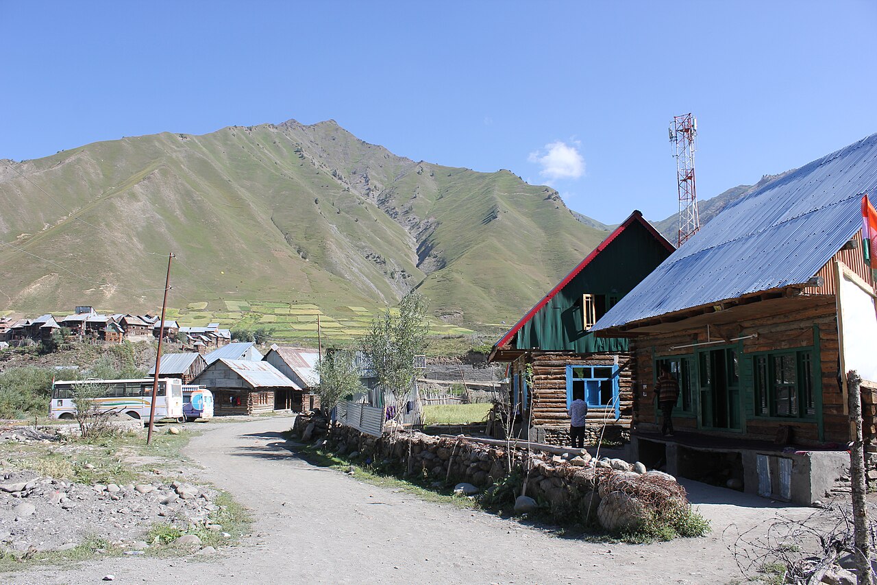 Offbeat Kashmir — Gurez & Doodhpathri